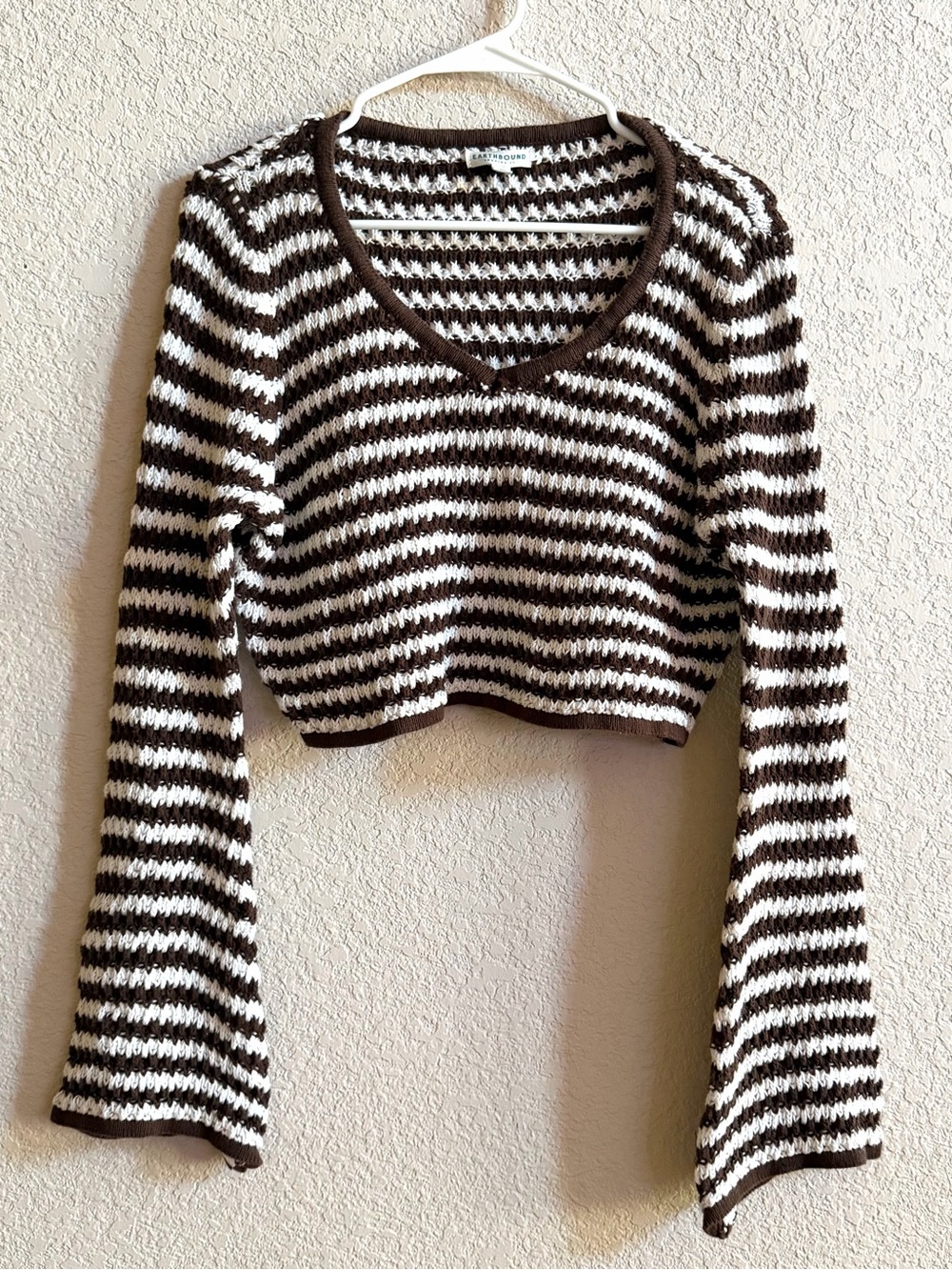Earthbound Trading Co. Size XXL Knit Cropped Sweater Long Flared Sleeve Brown